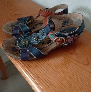 Spring Step sandals